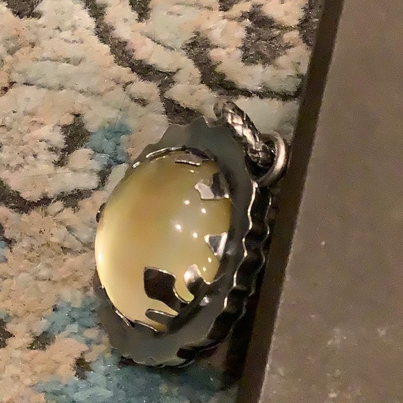 Bottega Veneta Limited. Antique Silver Large charm. - Picture 10 of 16